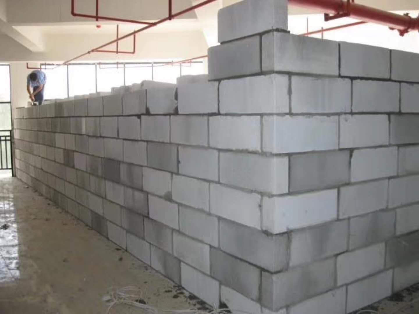 山阴蒸压加气混凝土砌块承重墙静力和抗震性能的研究